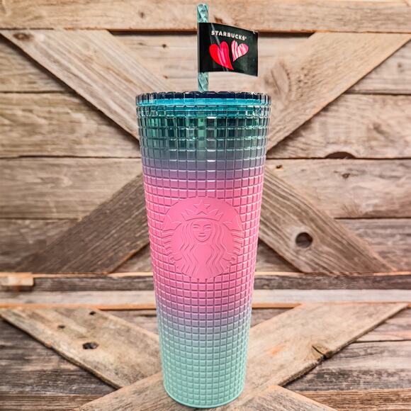 NWT-Starbucks-2024-Valentines Day Tri-Color Gradient Grid-24floz Cold Tumbler - Picture 1 of 8